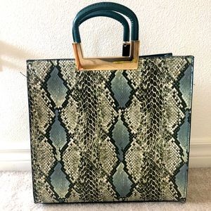 A fancy green snack leather handbags